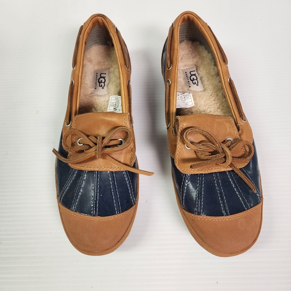 UGG “Ashdale” Blue / Brown Duck Shoes Size 10 - Picture 2 of 9